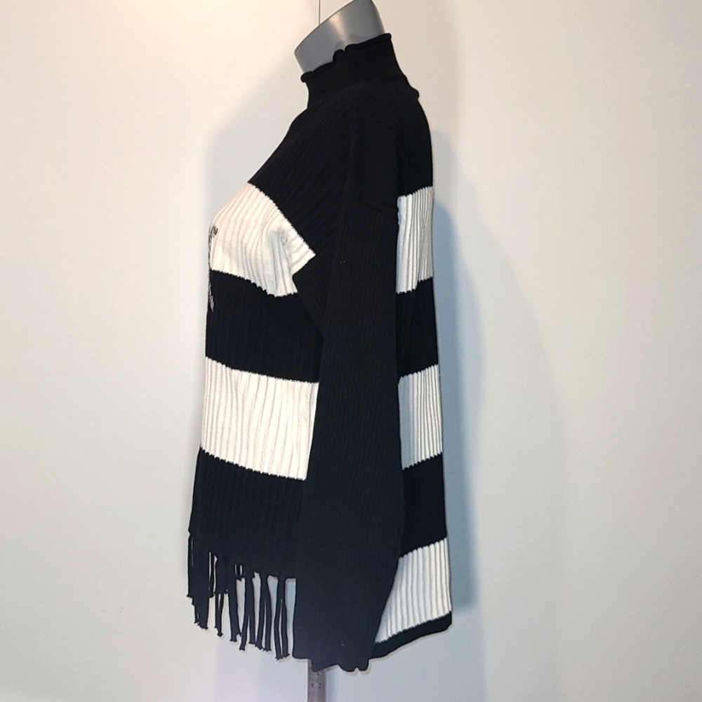 Gabby Isabella ROCK Turtleneck Sweater With Fringe Size XS - Picture 4 of 12